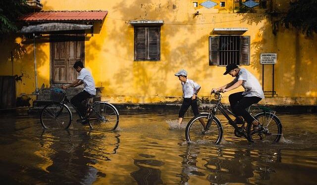 Chile in Crisis: Urgent Evacuations Amidst Catastrophic Flooding
