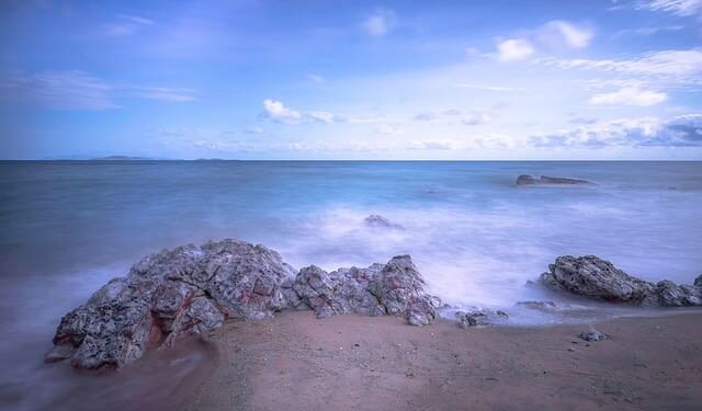 Uncover 18 Enchanting Beaches Where Haunting Shipwrecks Tell Their Mysterious Tales