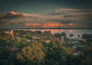 Trapped in Paradise: The Impact of Airline Loss on Rainforest Villages in French Guiana