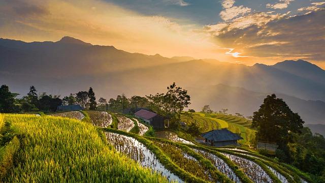 Unlocking New Opportunities: How Vietnam and Panama Connect Southeast Asia and Latin America